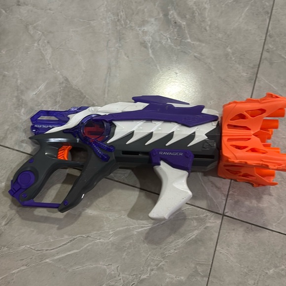 NERF Alien Menace Ravager Rotating Barrel Blaster - Picture 2 of 2